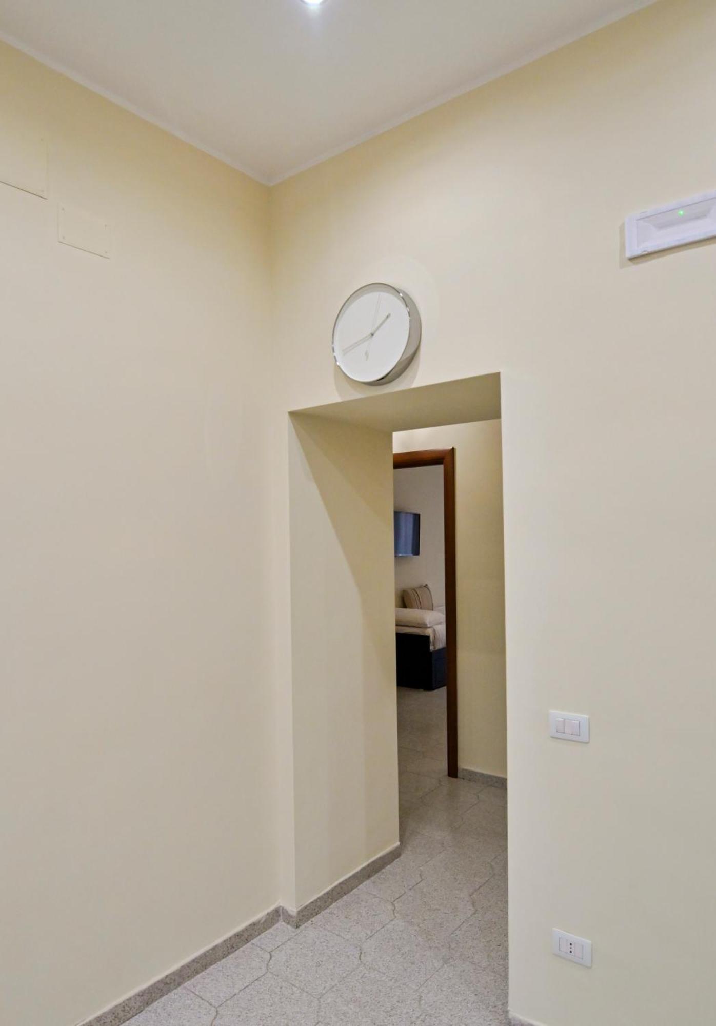 Cozy Central Residence Napoli Buitenkant foto